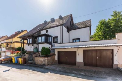 DHH am Schlegelsberg – Top-Lage, viel Platz, traumhafter Garten.