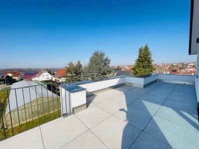 Etwas Besonderes : Erstbezug:  Moderne Galerie- Wohnung mit EBK, großer Terrasse und toller Aussicht
