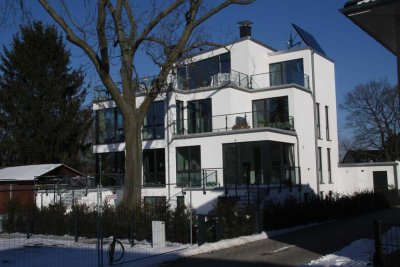 Exklusive Stadtvilla, Maisonette, eigener Garten, priv. Wasserzugang, Bootsliegeplatz, Kamin!