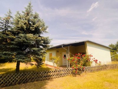 Badestelle direkt vor der Tür-Bungalow mit Garage auf einem 424 m² Freizeit-GST,direkte Nähe zum See