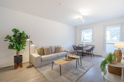 Bezugsfreie Dreiraumwohnung mit Balkon und Küche