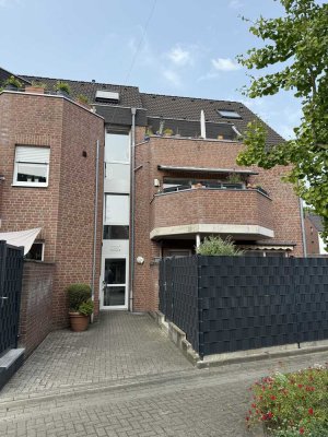 Attraktive und gepflegte 2-Zimmer-Maisonette-Wohnung mit Einbauküche in Mönchengladbach