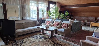Schöne und gepflegte 3-Zimmer-Wohnung mit geh. Innenausstattung mit Balkon und EBK in Lauchringen