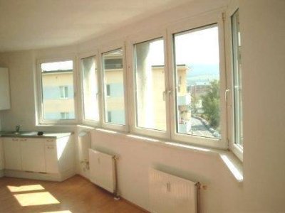 Einraumgarconiere mit Tiefgaragenplatz-beim Musiktheater