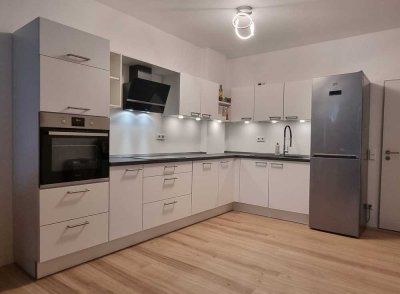 Schöne 3-Zimmer-EG-Wohnung mit Terrasse, EBK und Garten in Friedberg