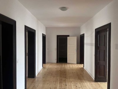 Sanierte 4-Zimmer Wohnung im 3. OG mit Balkon in Halle (Saale) - Nördliche Innenstadt