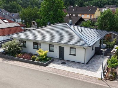 Exklusiver Wohn-Bungalow mit Einliegerwohnung in Bestlage