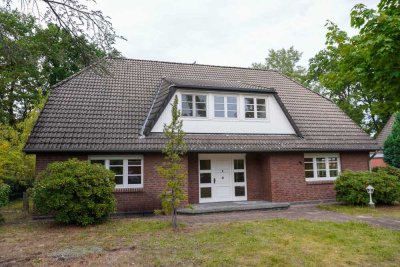 Exklusives Einfamilienhaus mit Wohlfühlcharakter, Privatsphäre & Ausbaupotenzial in Gifhorn