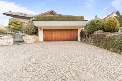 „Luxusvilla in Bondorf: Eleganz und Komfort vereint“