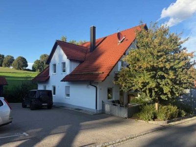 ab 01.12 Schöne Wohnung mit Balkon in Walkertshofen zur Miete