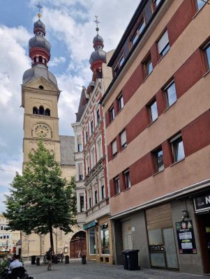 Maisonette-Wohnung mit Balkon und Aufzug in der schönen Koblenzer-Altstadt!
Frei ab sofort!