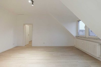 2 ETW zum Preis von einem!  ETW mit 2 getrennten Einheiten, 2 Stellplätze und schöner Dachterrasse!
