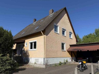 Langlinges: Freistehendes Einfamilienhaus mit großem Grundstück