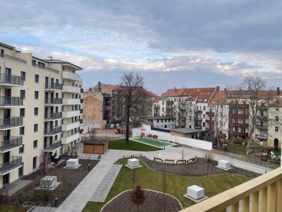 von Privat – 4 OG Erstbezug – urban & ruhig zugleich, 3 Schlaf- Zimmer, Balkon, EBK, TG