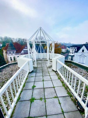 Maisonette-Penthouse mit EBK, 2 Balkonen und Dachterrasse mit Sparrenburgblick
