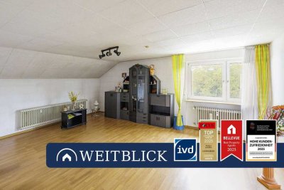 WEITBLICK: Dachgeschosswohnung mit viel Potenzial
