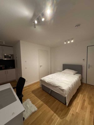 ERSTBEZUG VOLLMÖBLIERTE Studenten Studio Neubau München Giesing