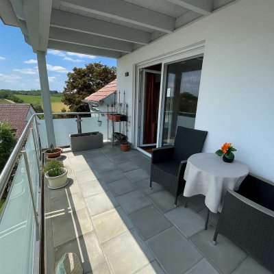 Barrierefreie sonnige 3-Zimmer-Wohnung mit 2 Balkonen und Fernblick