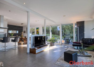 Exklusives Familiendomizil mit Seeblick und privatem Seezugang