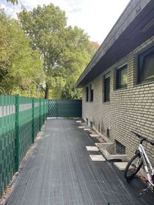 Schweben über den Gärten – geräumige, helle ETW mit Dachloggia in ruhiger Lage
