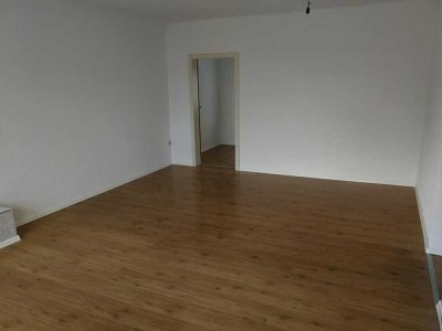 Attraktive und gepflegte 4-Raum-Wohnung mit EBK in Elm