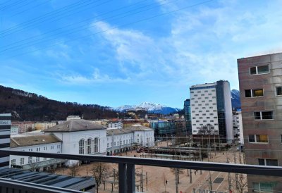 2 Zimmer Wohnung mit Loggia in zentraler Lage