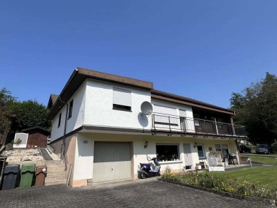 Wohnvergnügen sieht so aus! Großes Haus mit 3 Wohnungen - in ruhiger Wohnlage