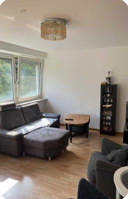 Neuwertige 2-Zimmer-Wohnung mit Einbauküche in Kusel