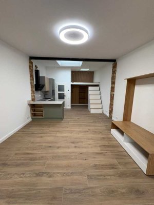 Erstbezug nach Kernsanierung! Teilmöbliertes Appartment im Szeneviertel KTV