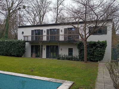 Herrliches,  ruhig gelegenes Gartenhaus in Neuhausen-Nymphenburg