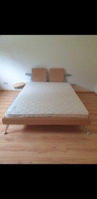2 WG Zimmer a je 20 qm mit Küche und Duschbad