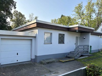 Renovierter Bungalow mit Souterrain und großzügigem Garten