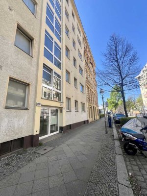 Provisionsfrei: freie 2-Zimmer-Wohnung mit Südbalkon in Moabit