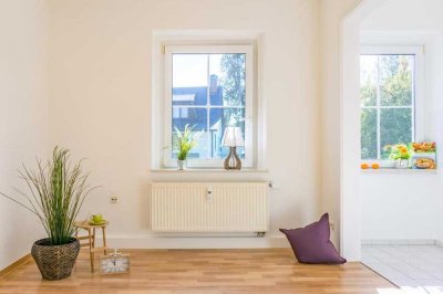 Ländlich gelegene 2-Raum-Wohnung mit Tageslichtbad