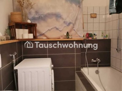 Tauschwohnung: Altbau zentral in ruhiger Straße