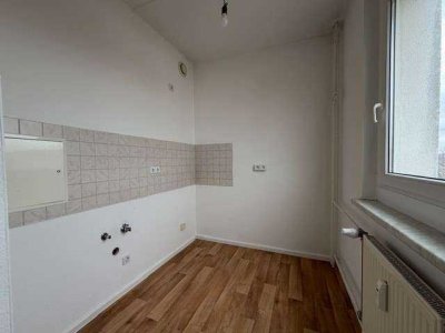 **gemütliche 1 Zimmer Wohnung mit Badewanne und toller Aussicht**