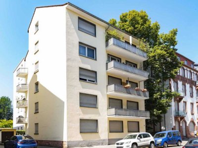 Großzügige 4- bis 5-Zi-Whg mit zwei Balkonen und Rheinblick – flexible Nutzung durch zwei Einheiten