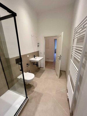 Jetzt sichern: Sanierte 3-Zi.-Whg. mit Terrasse und EBK im Energieeffizienzhaus