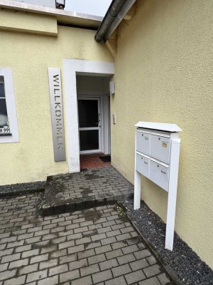 Schöne Single 2-Zimmer-Erdgeschosswohnung mit eigenen Garten in Schwelentrup