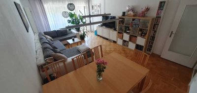 Neues Zuhause: schöne 2-Zimmer-Wohnung mit Einbauküche in Olching