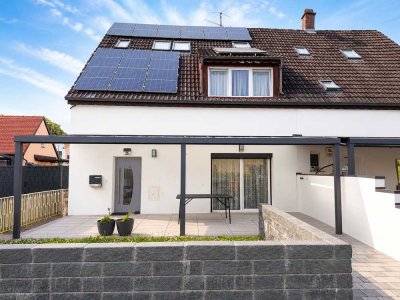 Schöne DHH mit PV-Anlage , Terasse und zwei Stellplätzen