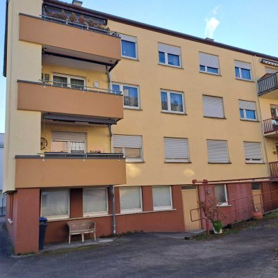 Kleine 4-Zimmerwohnung in ruhiger Lage