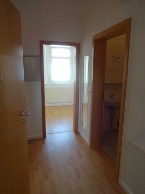 Top Lage 2-Zimmer-Wohnung mit Aufzug und Balkon