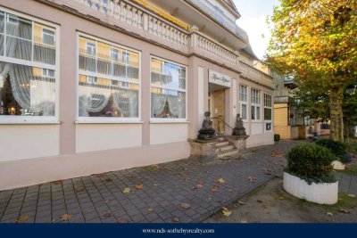 Stadtvilla am Kurpark – 25 Zimmer, Lift & großer Garten