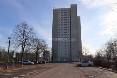 1 Zimmer Appartement mit saniertem Badezimmer und Parkplatz vor der Tür