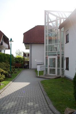 Feine Wohnung mit neuer Einbauküche und Balkon