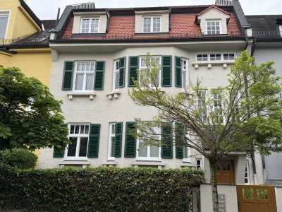 Schmuckstück / Rarität - 3-Familien Haus in München/Gern