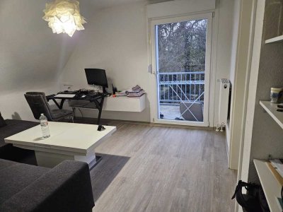 3,5 Zimmer Dachgeschoss Wohnung mit Balkon