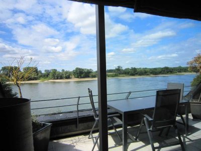 Wohnen wie im Urlaub - Traumobjekt mit Rheinblick