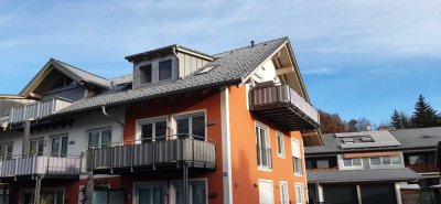 #7 Exklusive 3-Zimmer-DG-Wohnung mit BLK, EBK in Geretsried